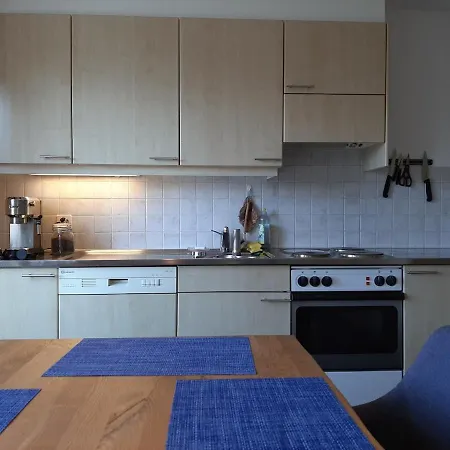 Attraktive 4,5-zimmerwohnung In Ruschein Apartamento *